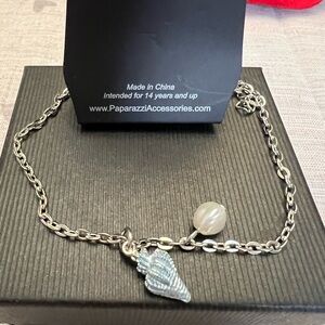 Paparazzi Silver Anklet with Shell and Pearl Charms